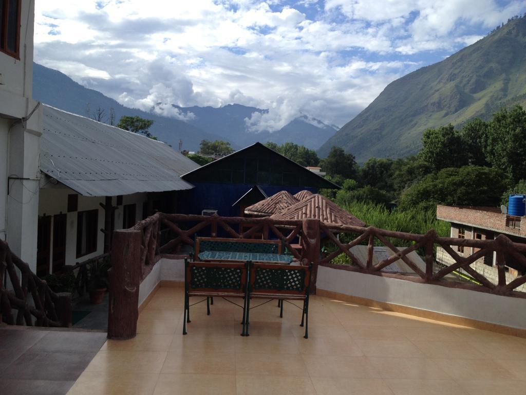 Hotel Sandhya Palace Shamshi Exterior photo