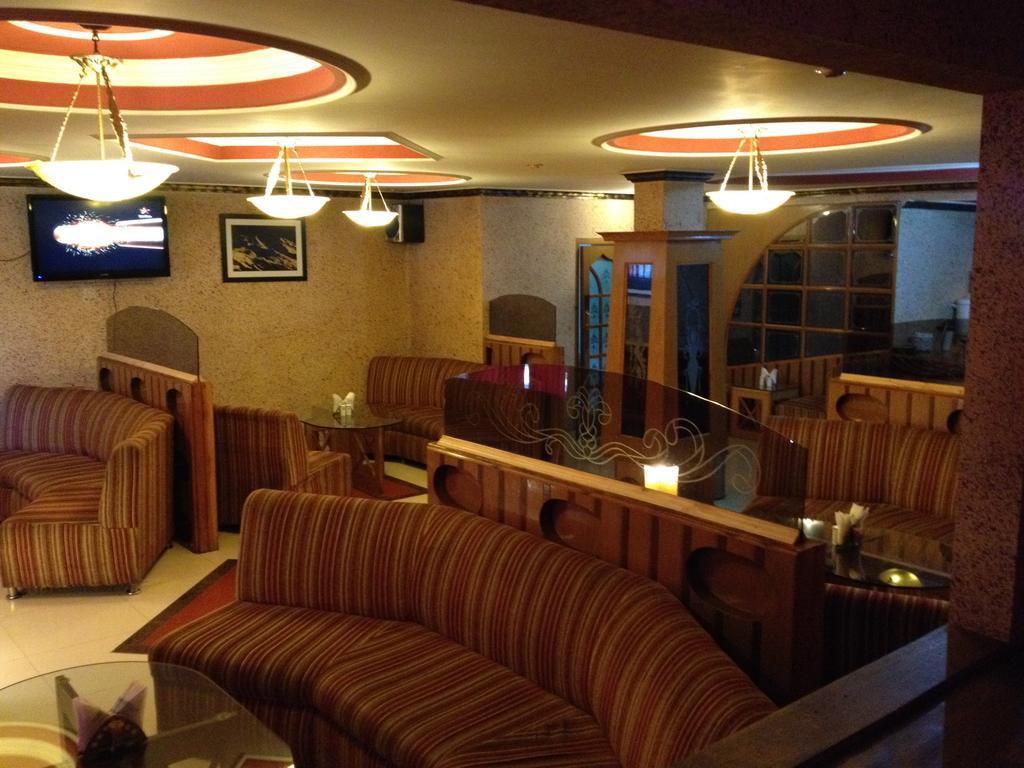 Hotel Sandhya Palace Shamshi Exterior photo