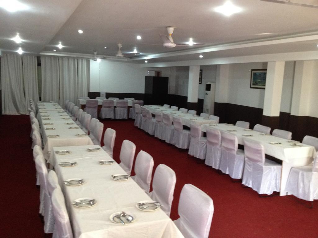 Hotel Sandhya Palace Shamshi Exterior photo